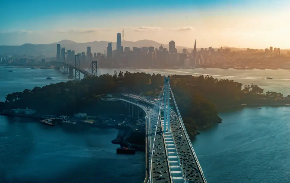 San Francisco Bay Area skyline / Bay Bridge